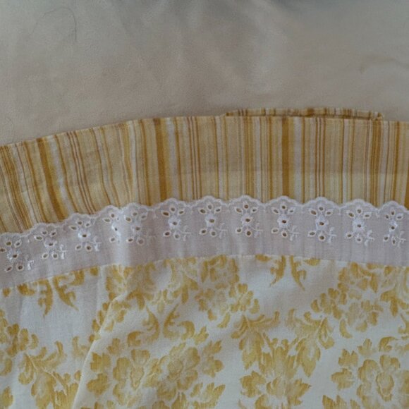 Charlotte Russe Y2K Floral Strapless Mini Dress w/ Satin + Eyelet Detail - S - Picture 3 of 6